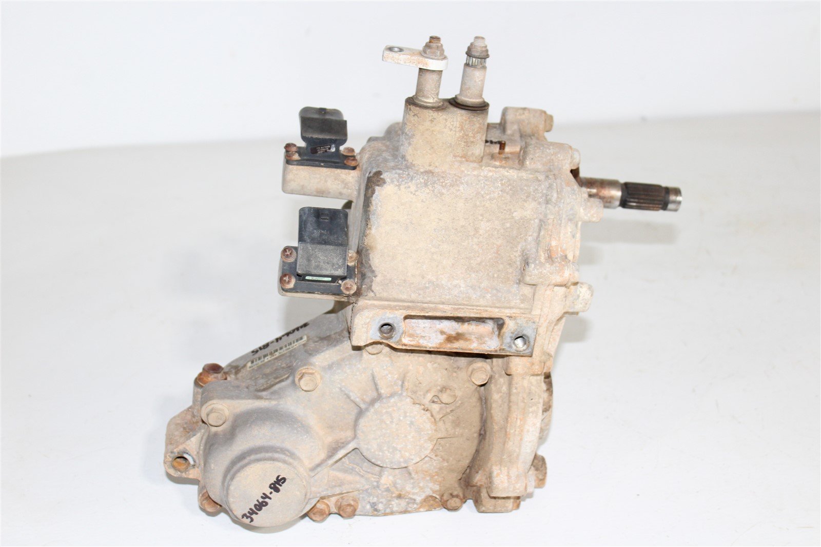 2000 Polaris Magnum 325 2x4 Transmission Gear Box Case