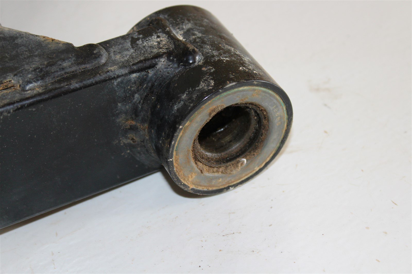 2000 Polaris Magnum 325 2x4 Swing Arm