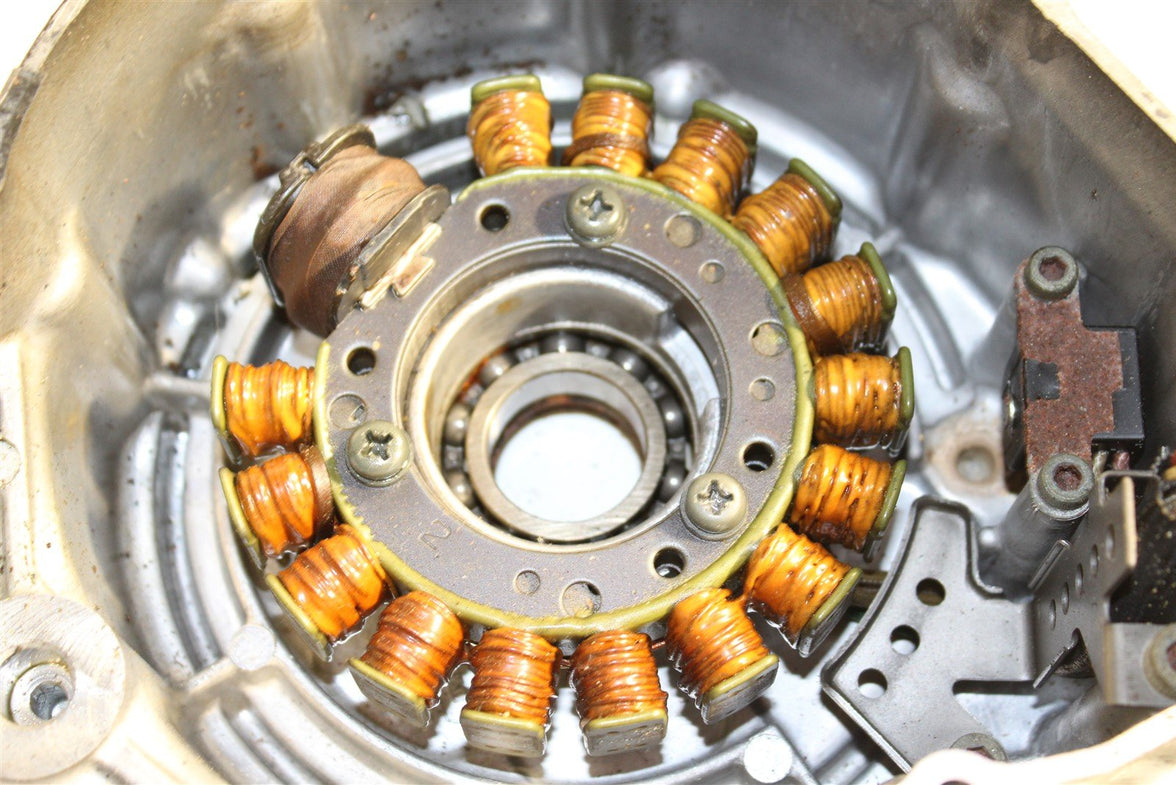 2000 Yamaha Grizzly 600 Stator Magneto Generator Coil Stator Cover