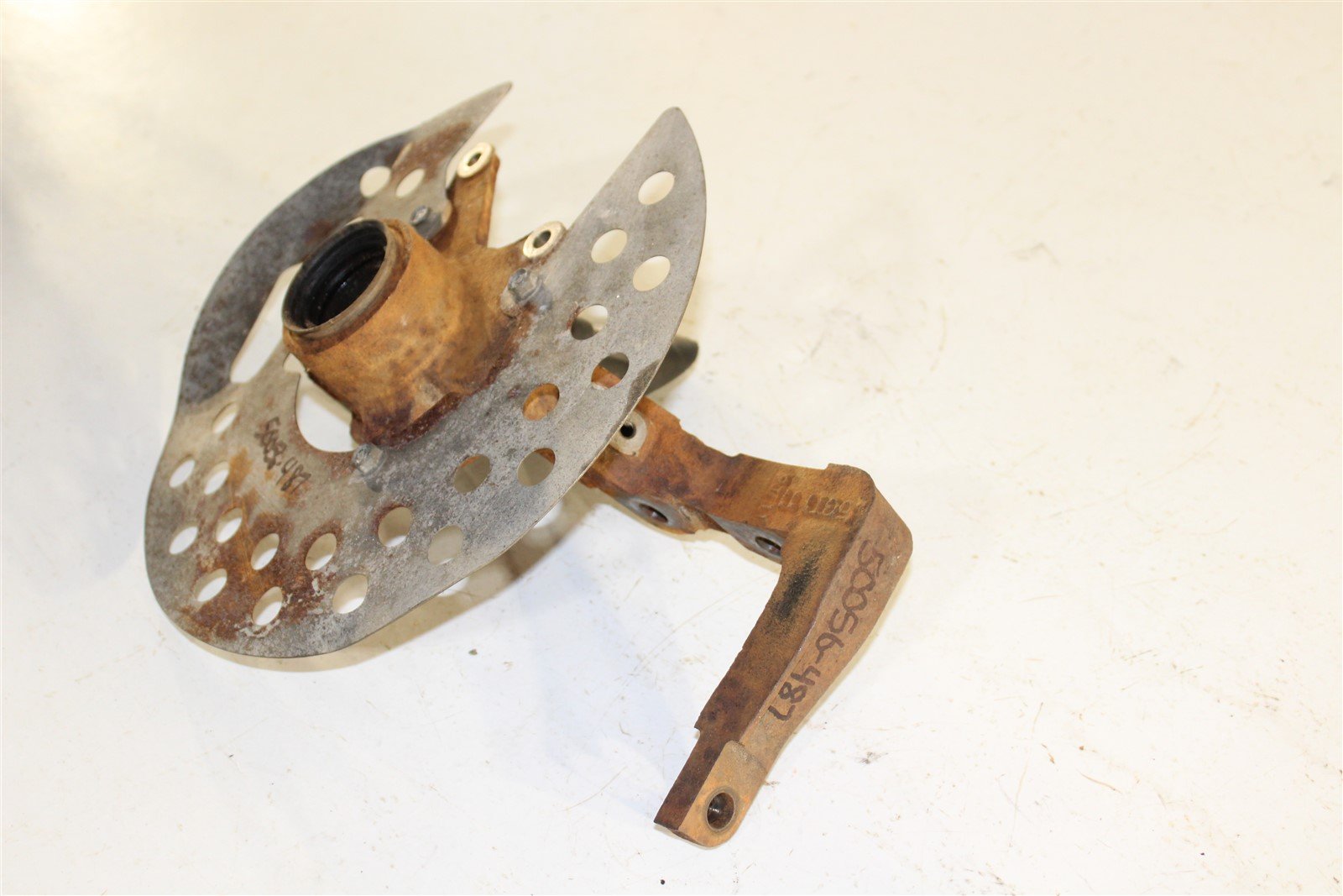 2000 Yamaha Grizzly 600 Left Knuckle Control Arm Mount