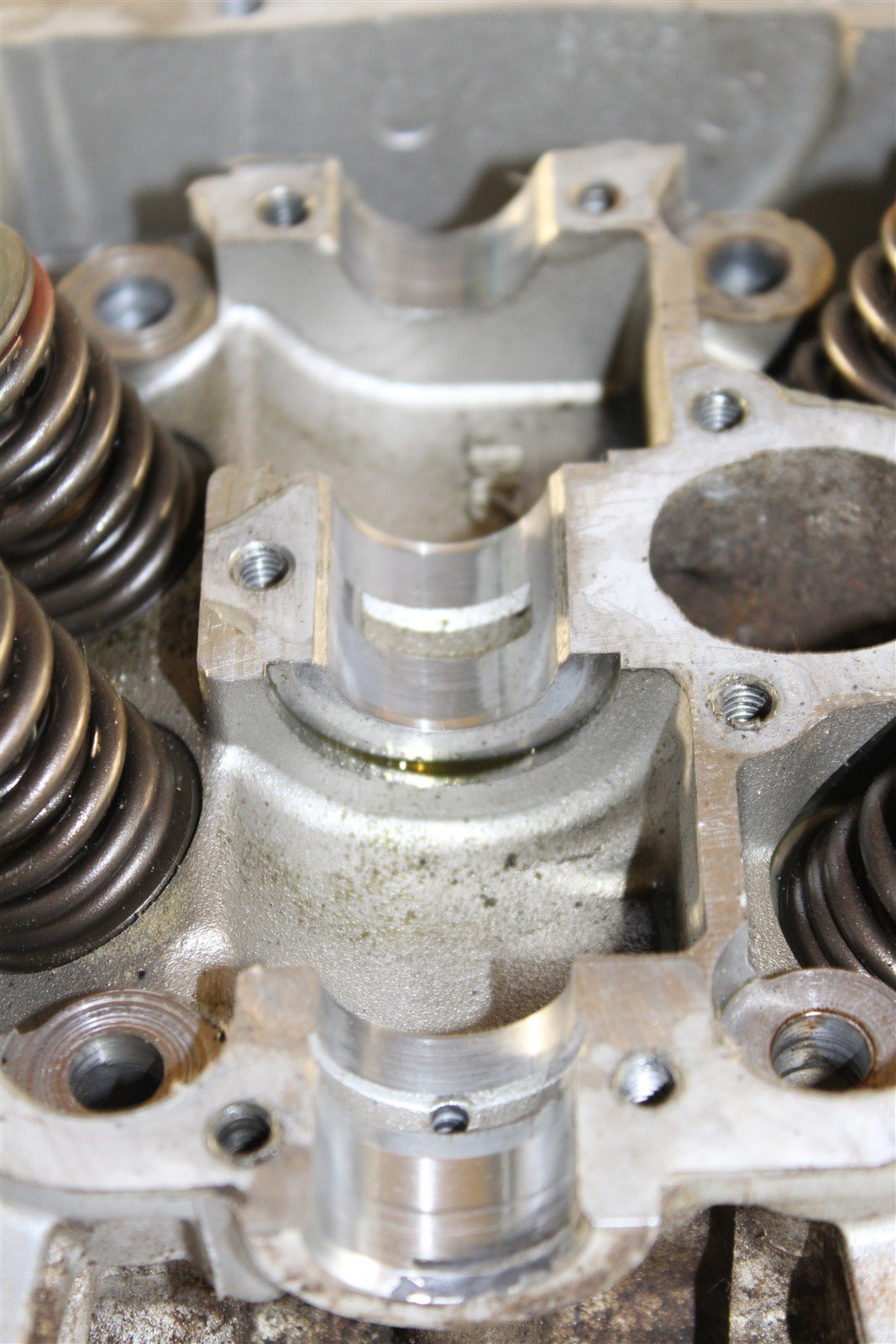 2000 Yamaha Grizzly 600 Cylinder Head Valves