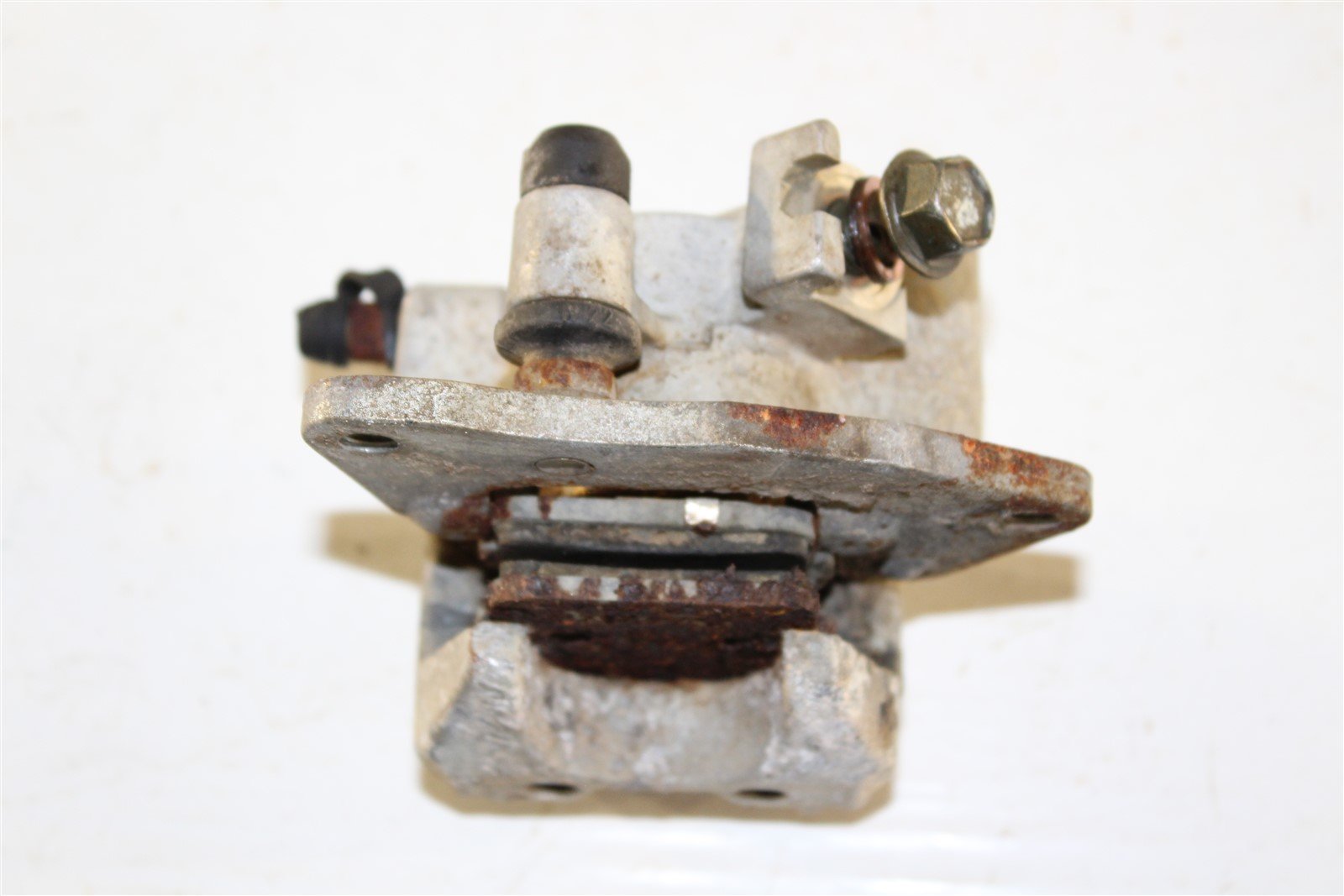 2000 Yamaha Grizzly 600 Front Brake Caliper Left Right