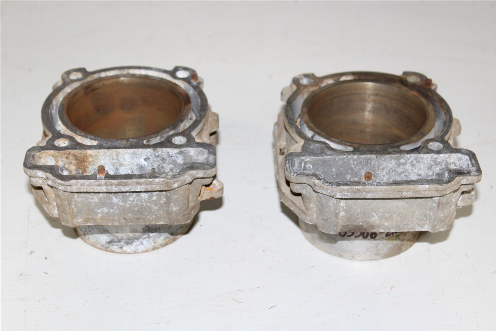2007 Can-Am Renegade 800 EFI Engine Cylinder Jug Front Rear