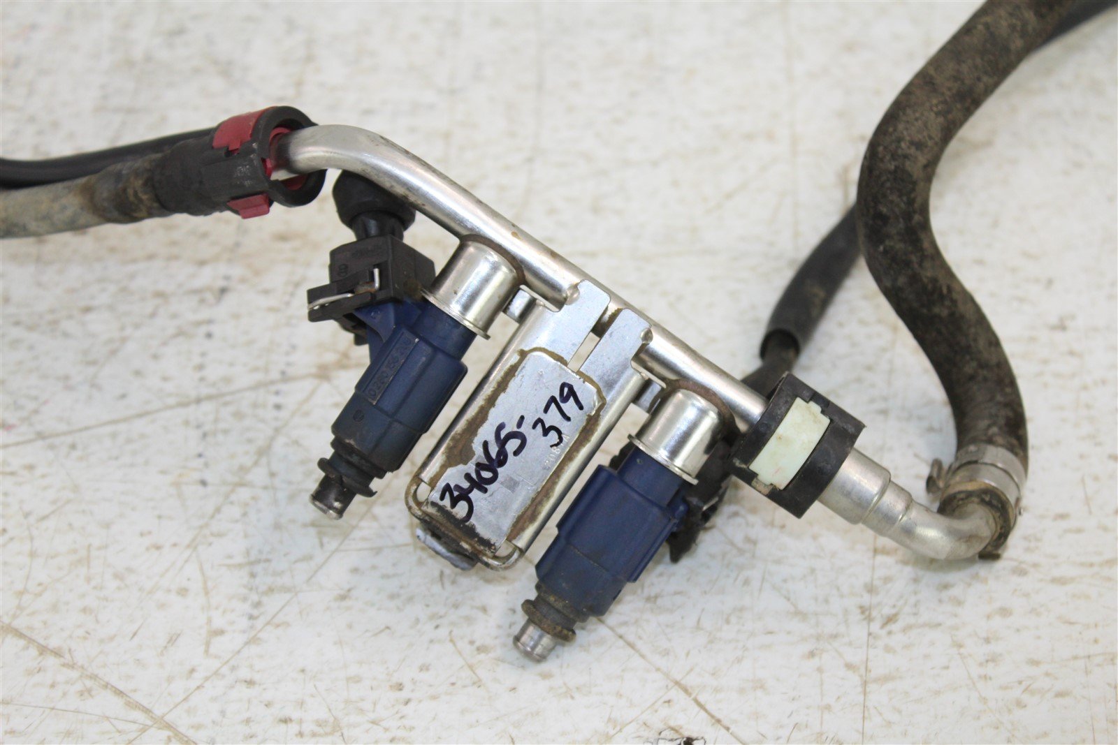 2008 Polaris Sportsman 800 Fuel Rail Injector