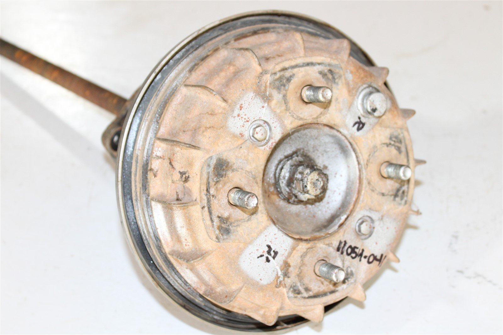 1988 Honda Fourtrax TRX 350D Right Front CV Axle Boot Spindle Knuckle Brake Drum