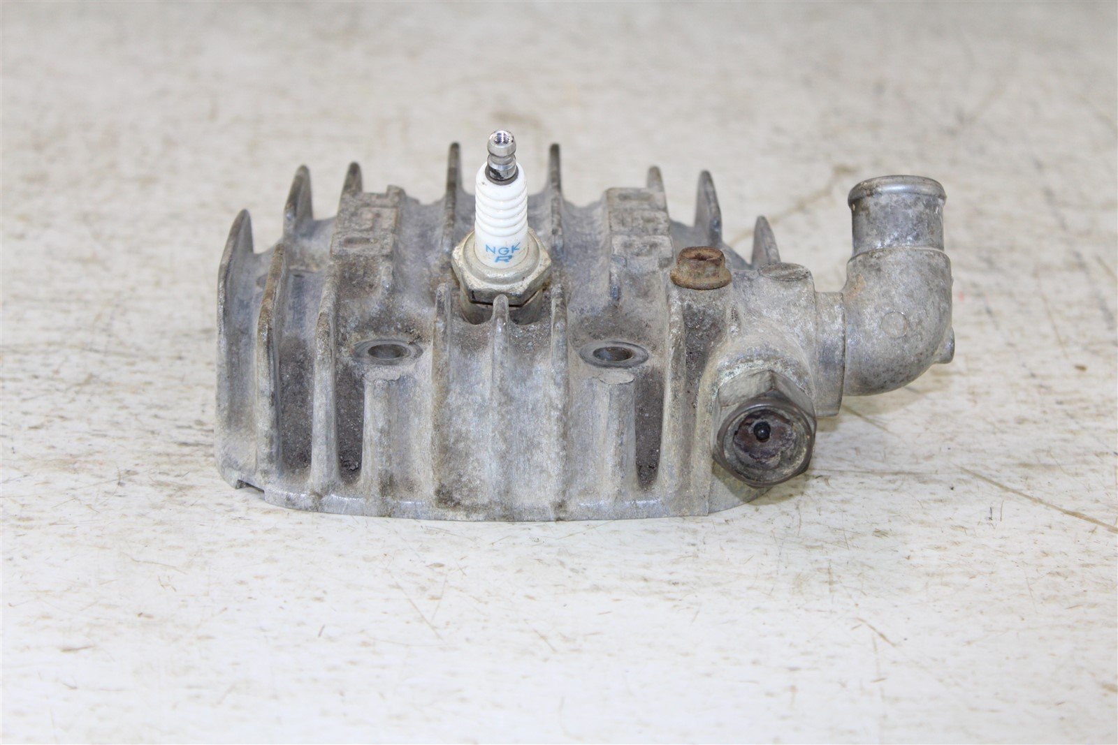 1992 Polaris Trailboss 350L 4x4 Cylinder Head Valve Cover Intake Exhaust