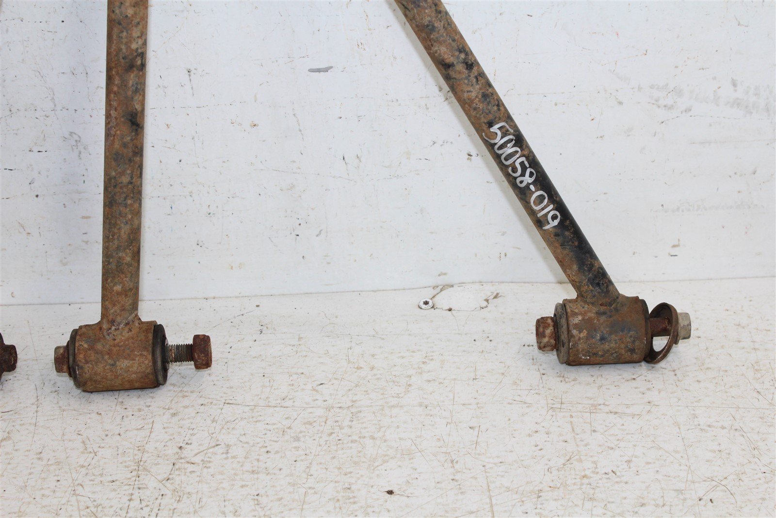 2006 Yamaha Grizzly 660 Rear Right Control A Arm Lower Upper