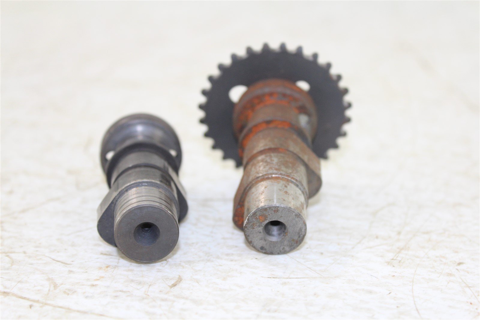 2000 Honda XR 100R Camshafts Cams Gear Intake Exhaust 2