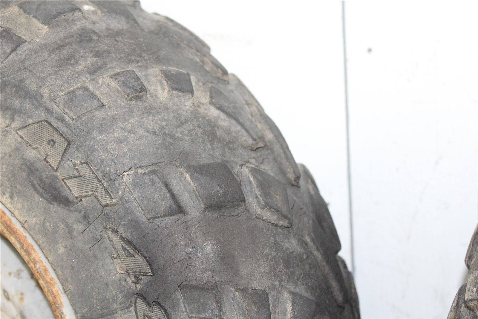 2000 Polaris Sportsman 335 4x4 Front Wheel Set Rims