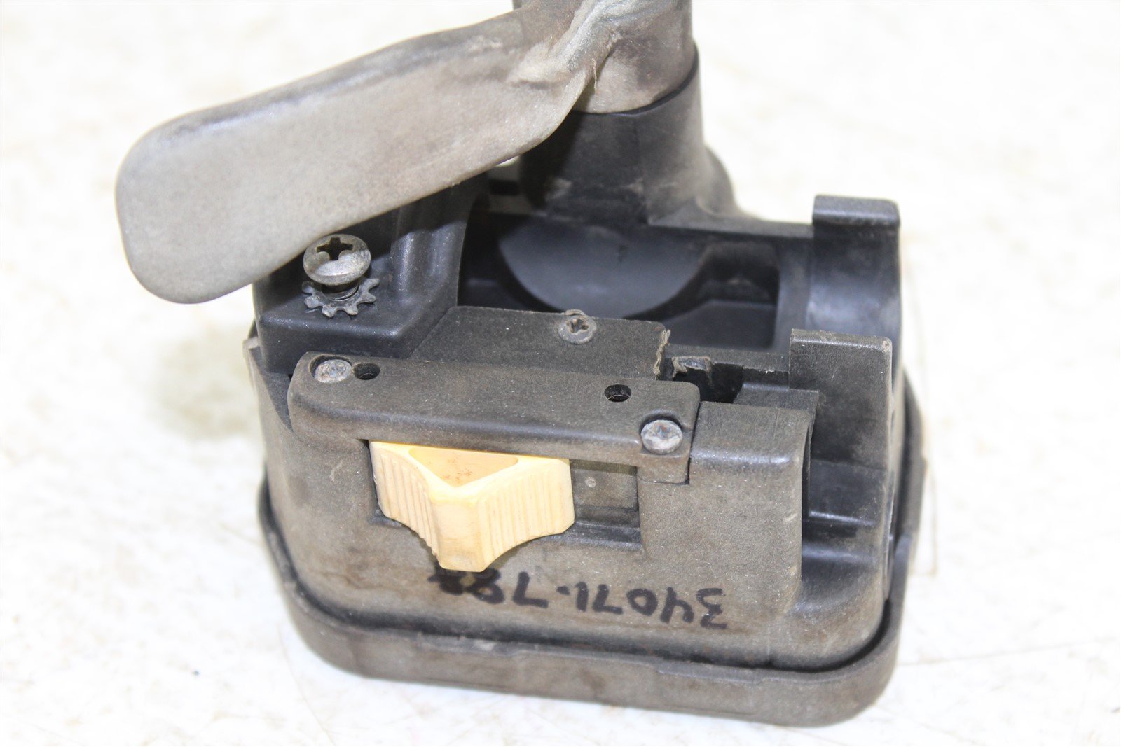 2000 Polaris Sportsman 335 4x4 Throttle Lever Housing 4x4 Switch