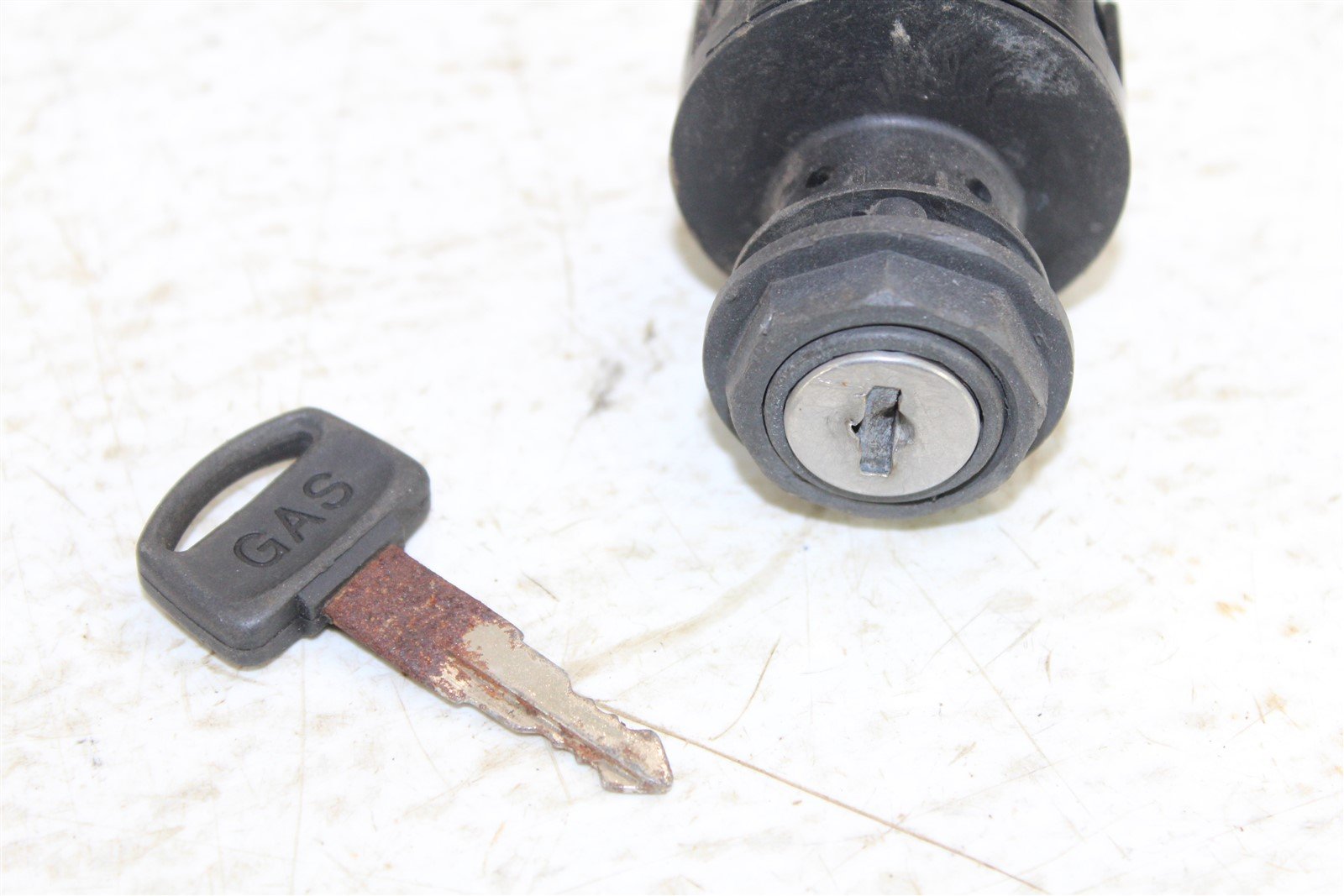 2000 Polaris Sportsman 335 4x4 Key Ignition Switch