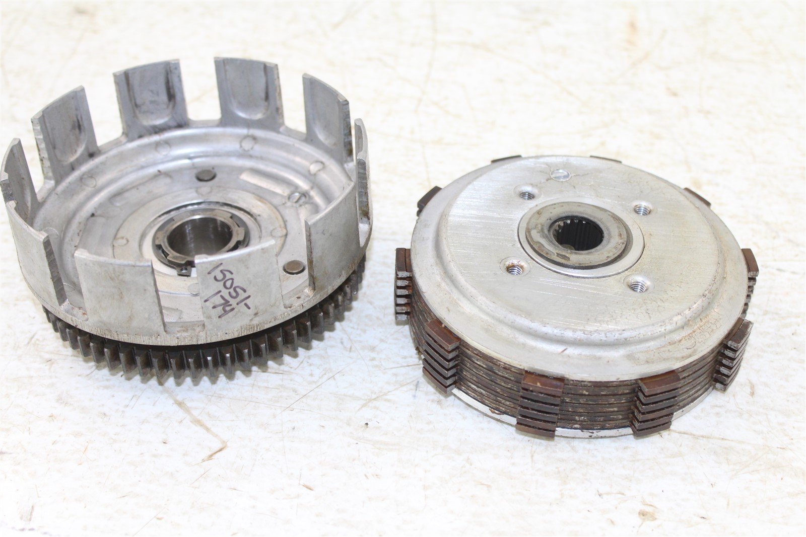 1994 Honda XR 250L Clutch Basket Inner Hub Pressure Plate