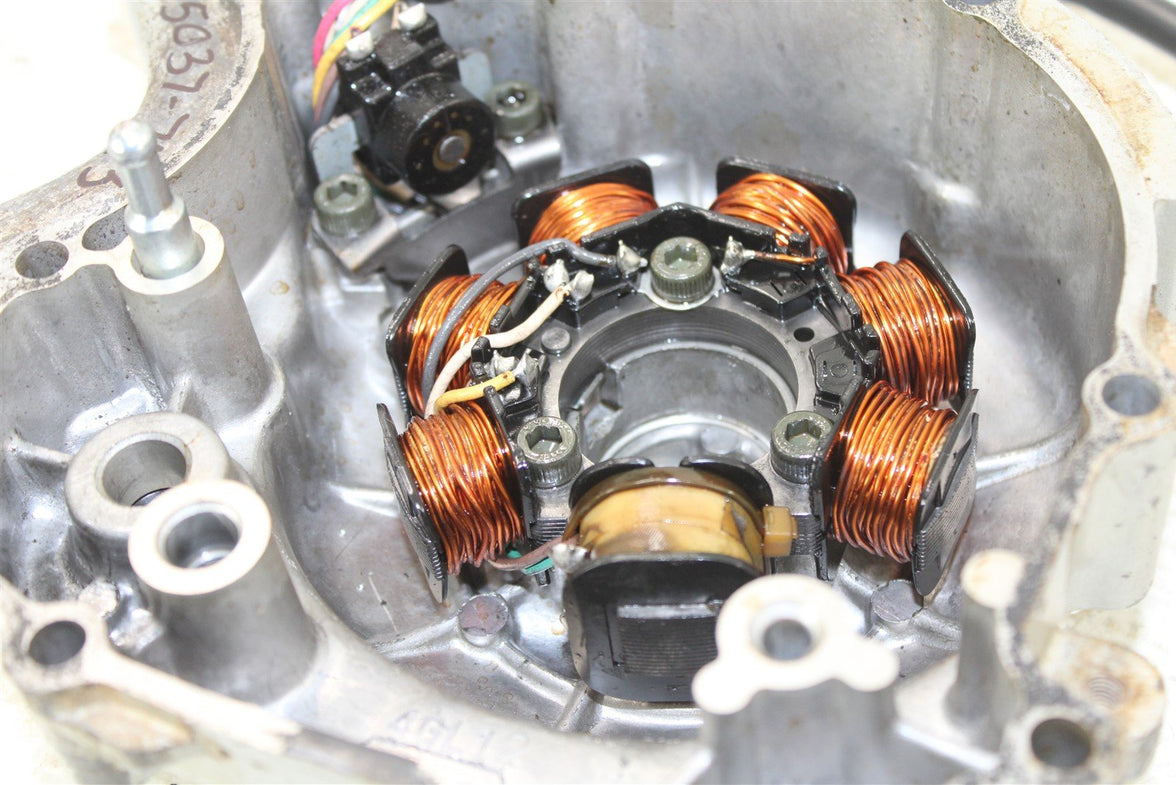2002 Yamaha TTR 90 Stator Magneto Coil w/ Cover