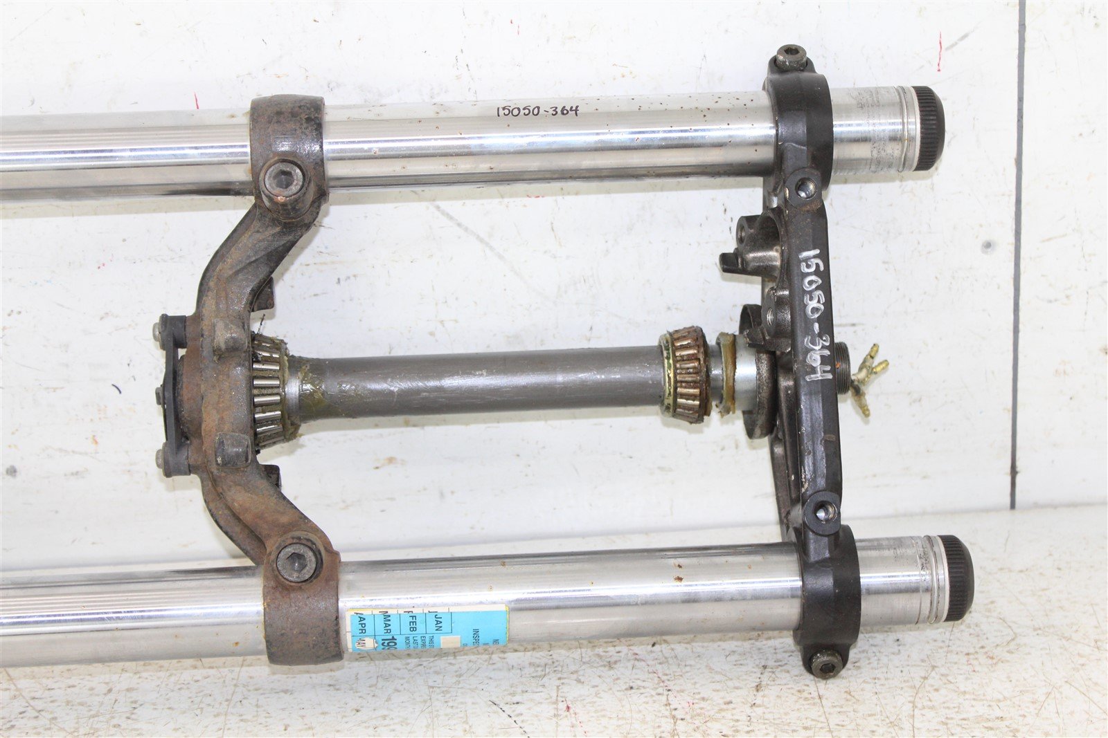 1982 Honda V45 Sabre VF750S Fork Tubes Front Suspension Triple Clamps