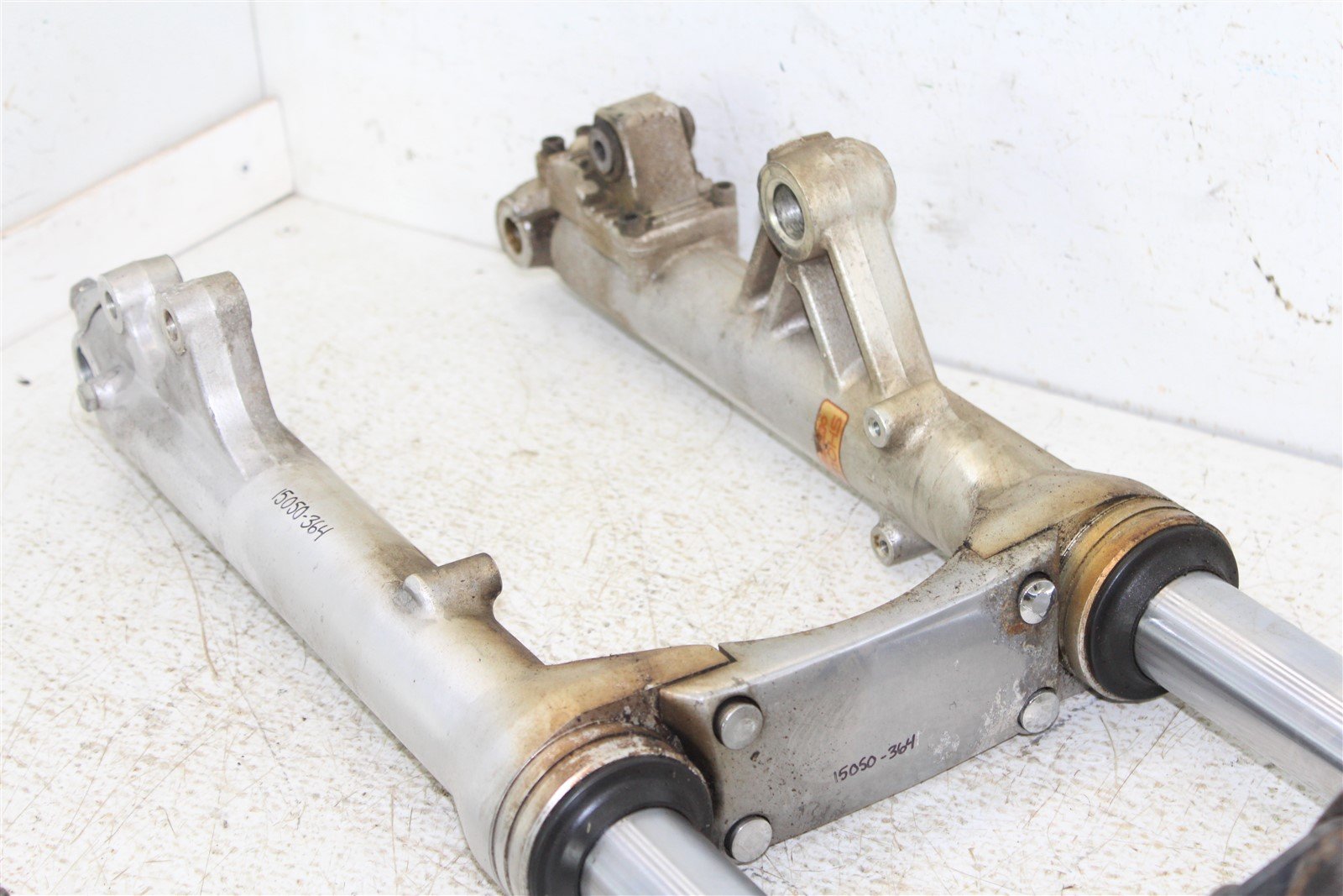1982 Honda V45 Sabre VF750S Fork Tubes Front Suspension Triple Clamps