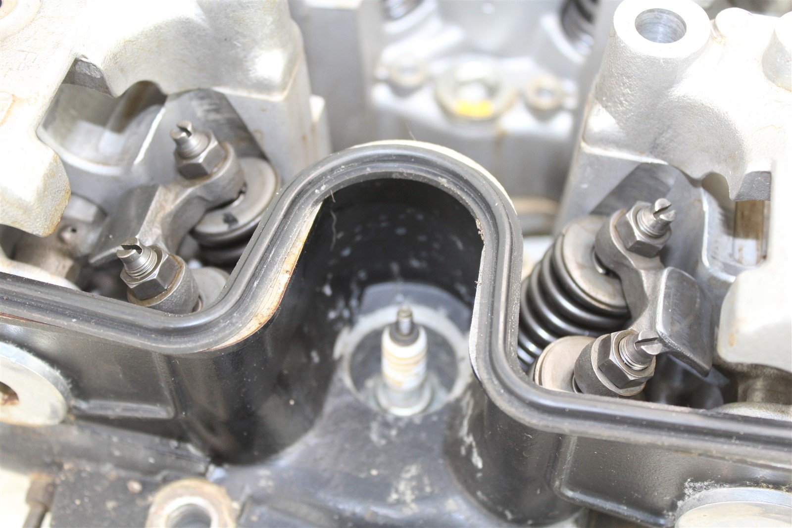 1982 Honda V45 Sabre VF750S Rear Cylinder Head Valve Cover