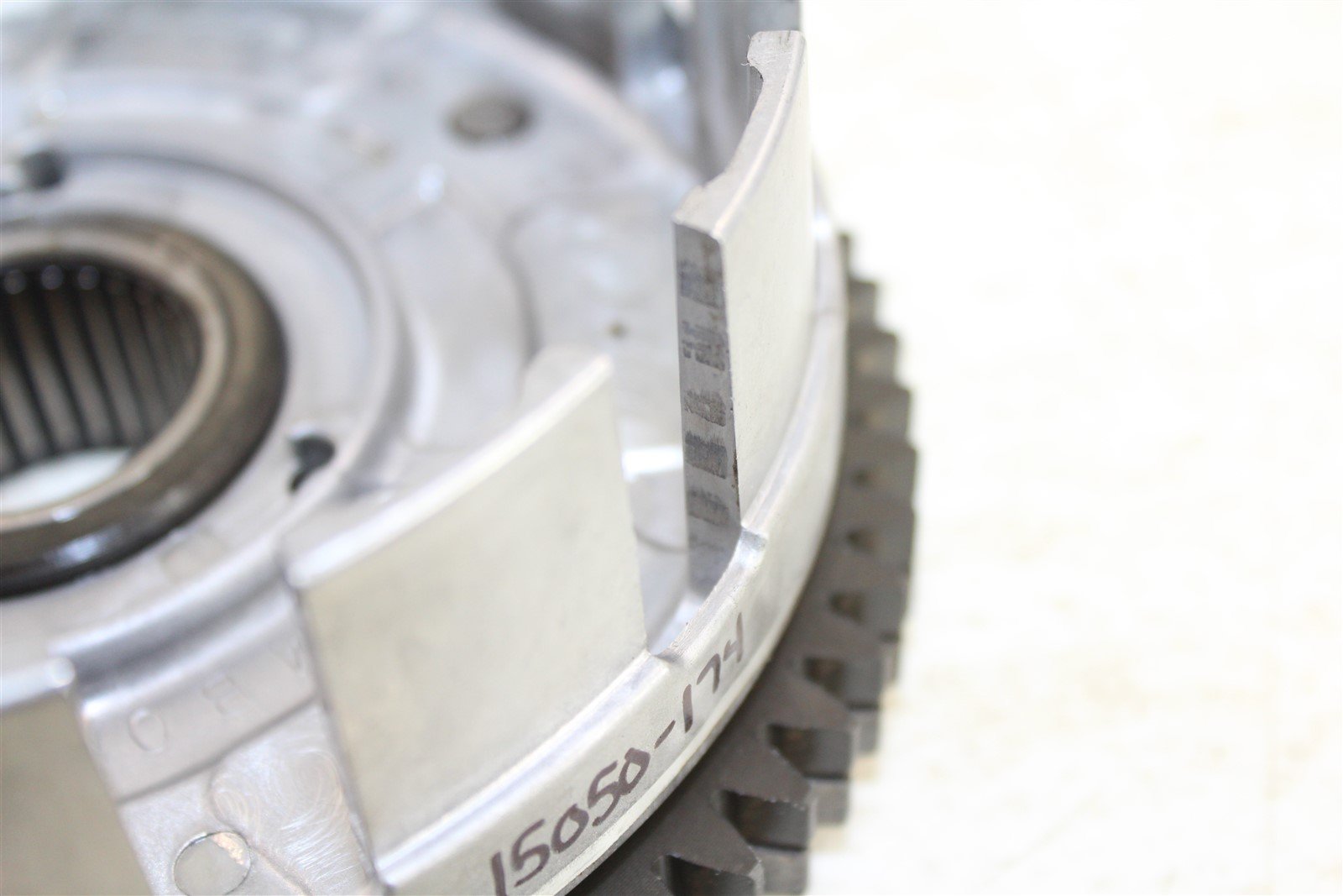 1982 Honda V45 Sabre VF750S Clutch Basket Inner Hub Pressure Plate