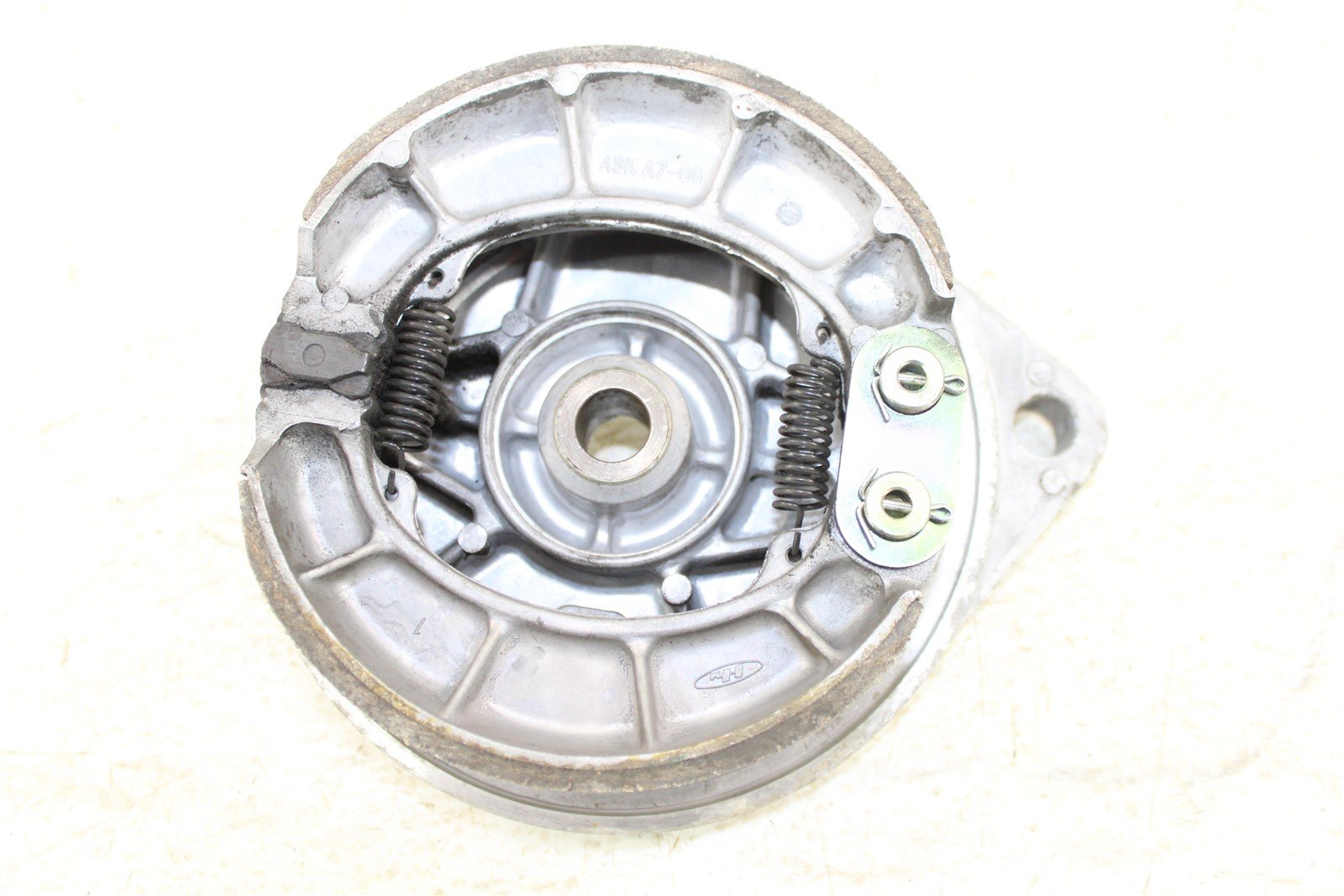 1982 Honda V45 Sabre VF750S Rear Brake Hub Drum Shoes Mount Panel