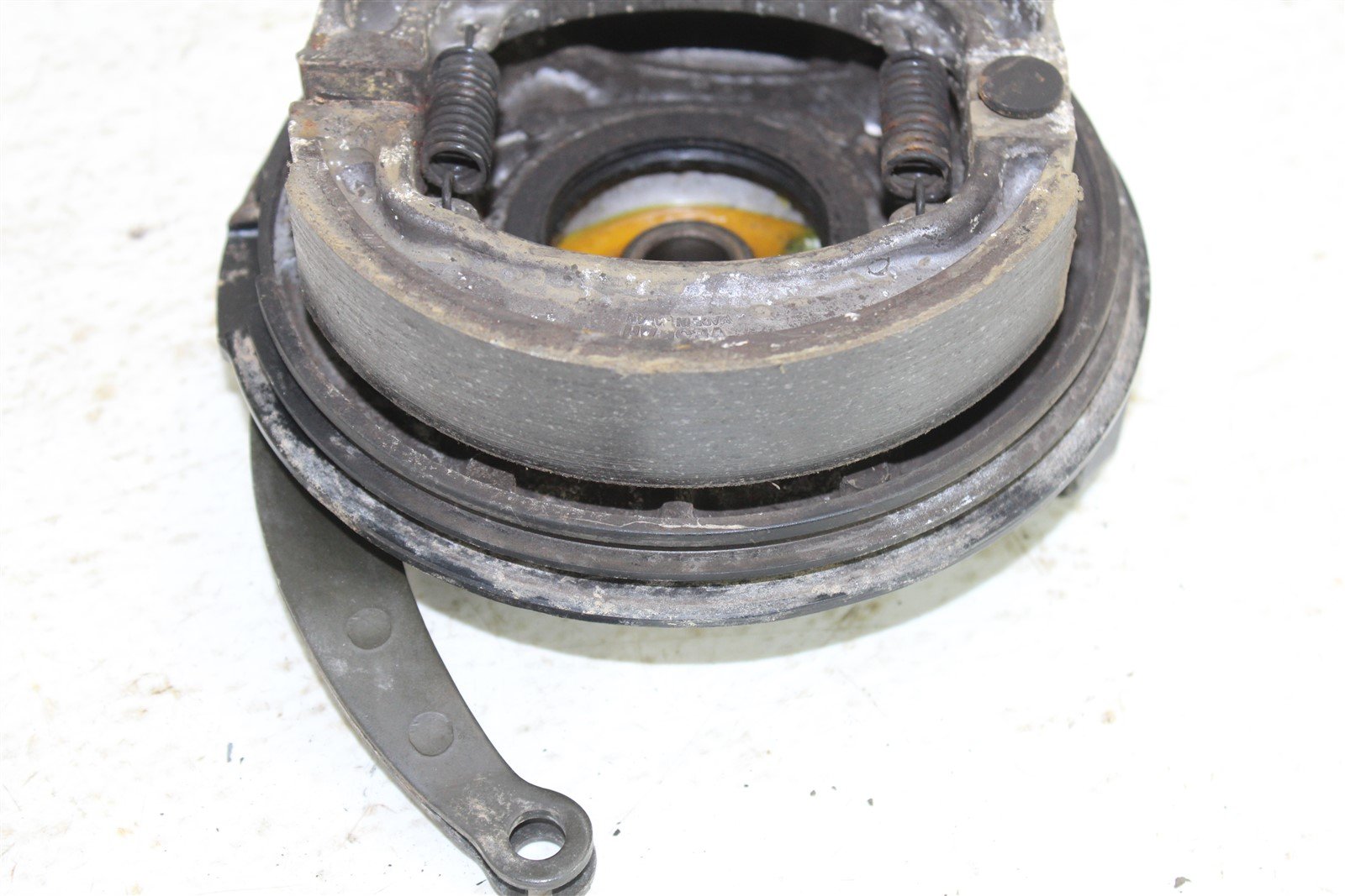 1987 Honda XL 250R Front Brake Cylinder Mount Shoes Drum Panel