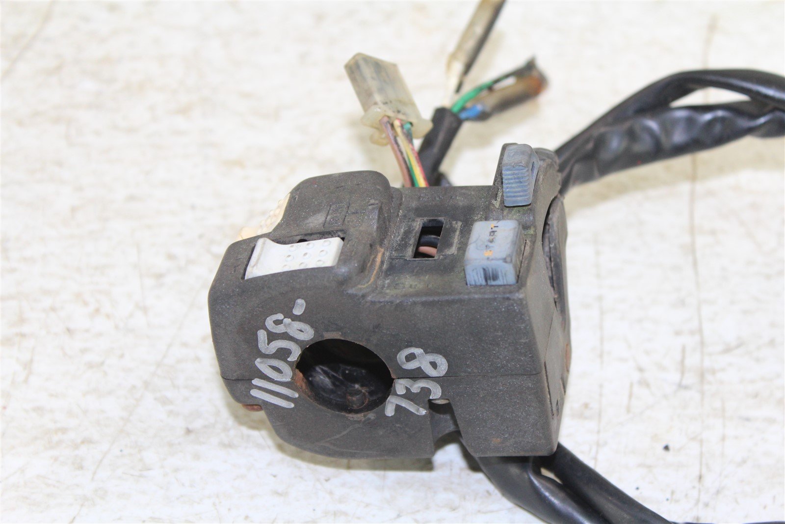 1989 Honda Fourtrax TRX 300 2x4 Start Button Headlight Switch Choke Lever