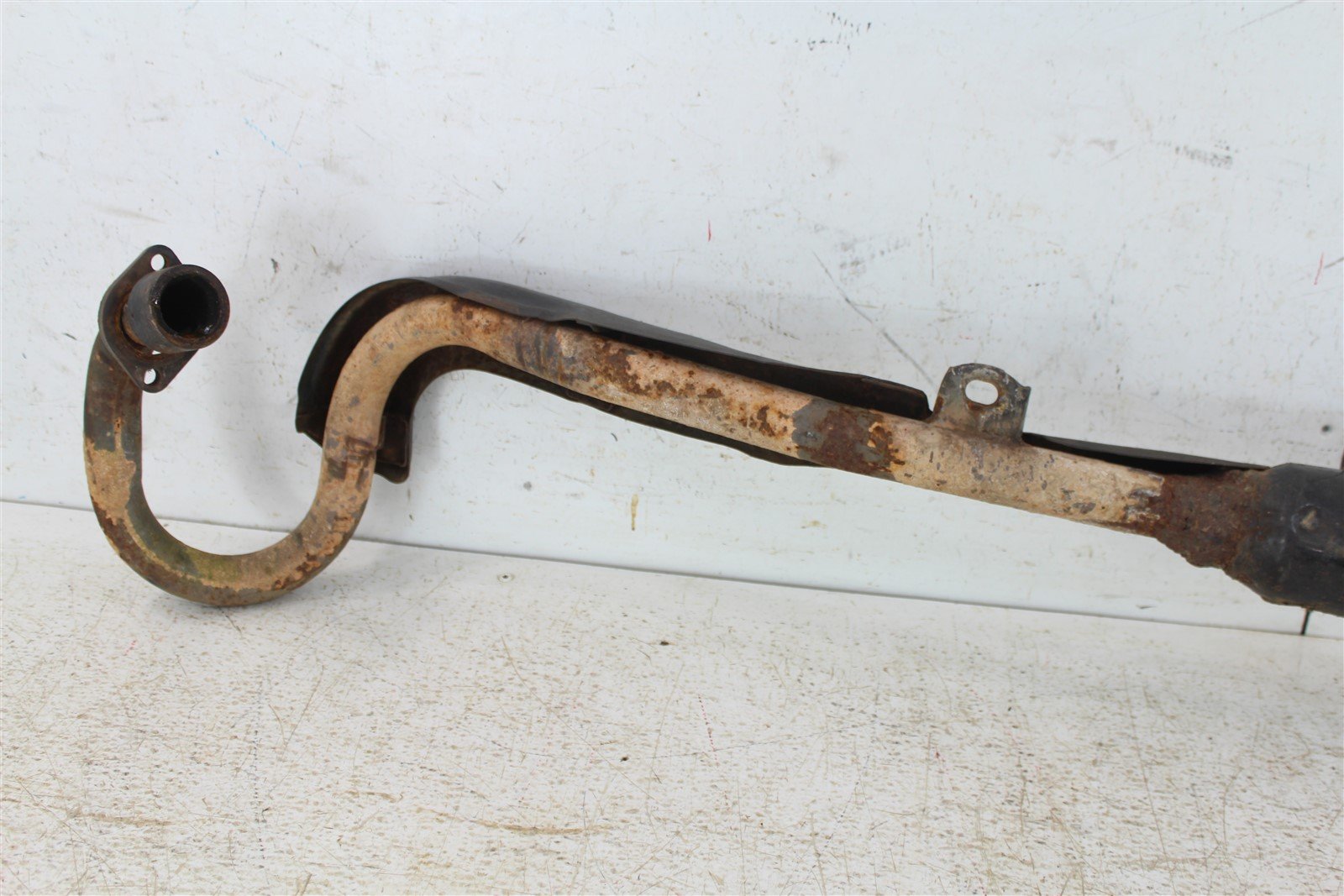 1989 Honda Fourtrax TRX 300 2x4 Exhaust Head Pipe Silencer Muffler