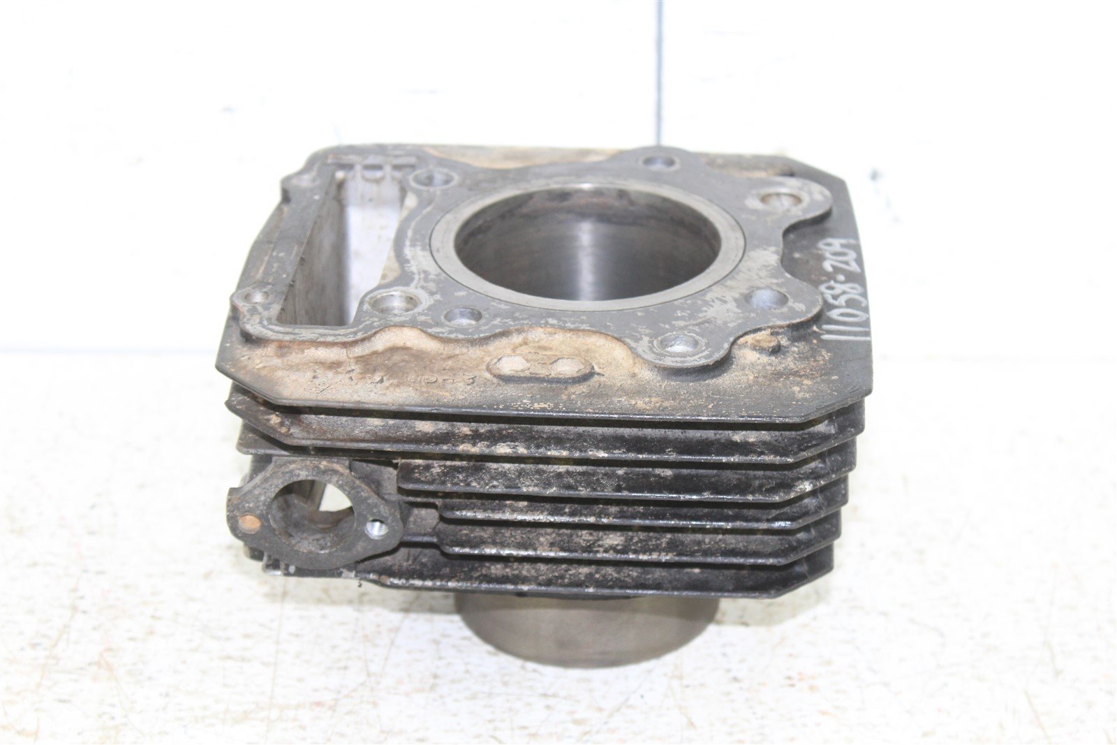 1989 Honda Fourtrax TRX 300 2x4 Engine Cylinder Jug