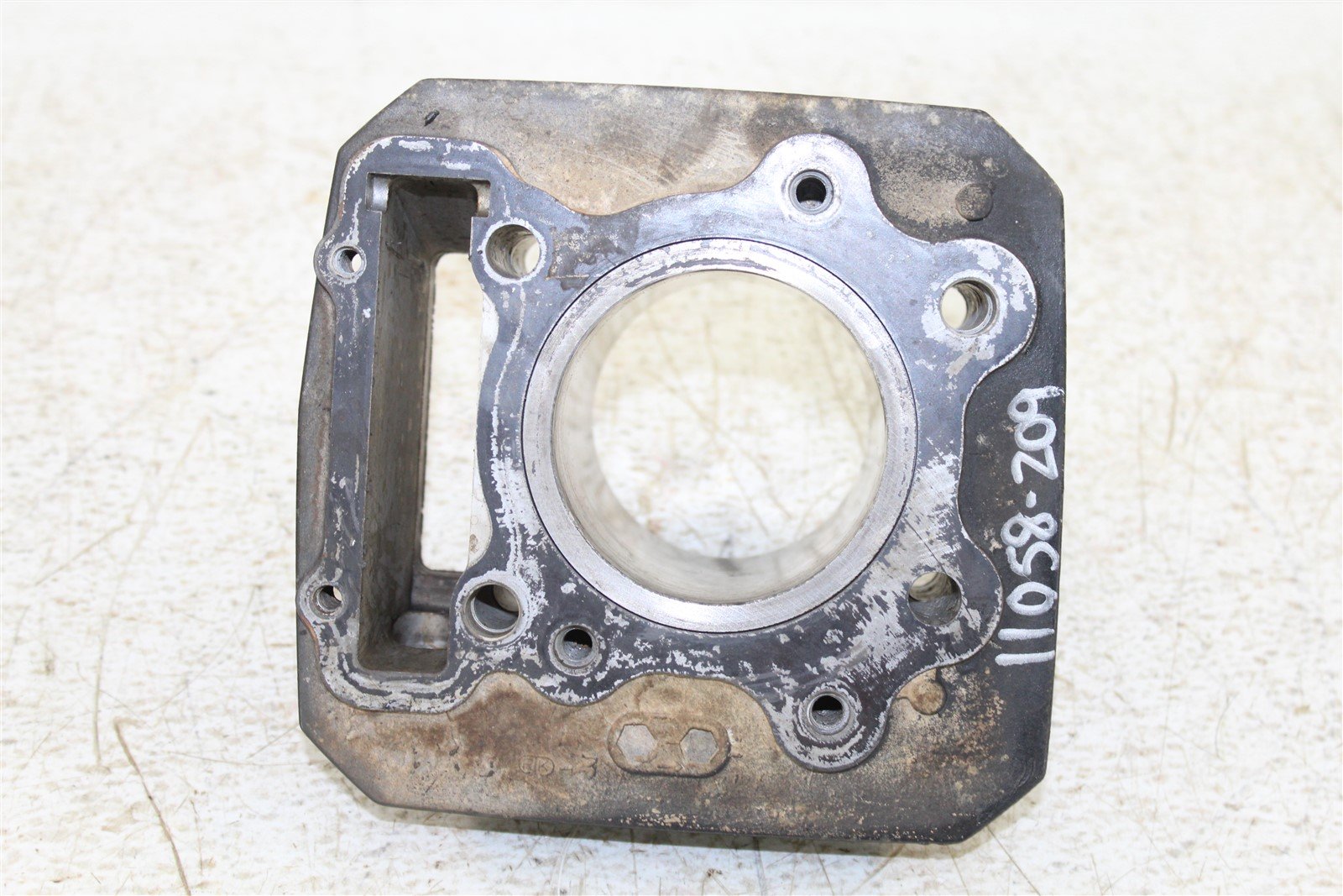 1989 Honda Fourtrax TRX 300 2x4 Engine Cylinder Jug