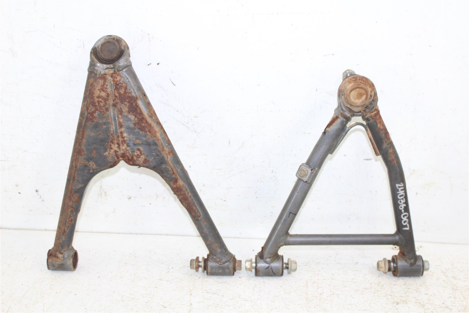 2003 Kawasaki Mojave 250 Front Left Control A Arms Upper Lower