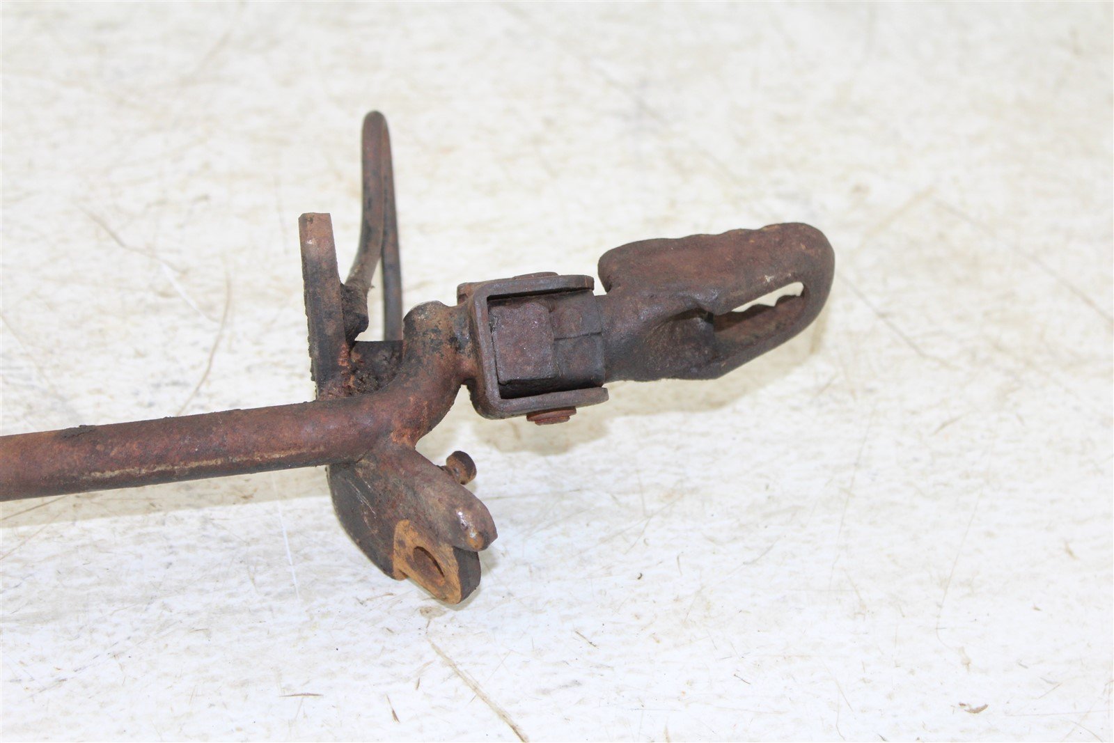 1978 Yamaha DT 100 Foot Pegs Set Hardware Springs Rests