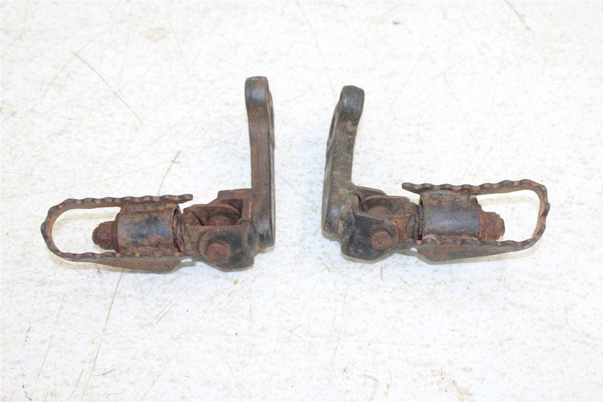 1986 Suzuki SP 200 Foot Pegs w/ Mounts Set Hardware Springs Rests