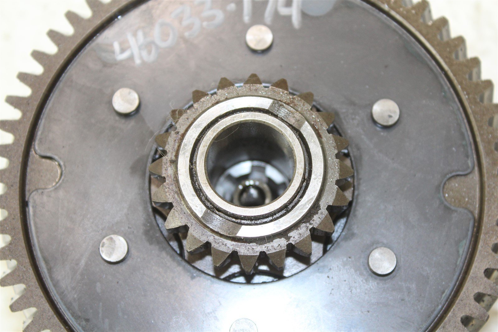 1986 Suzuki SP 200 Clutch Basket Inner Hub Pressure Plate