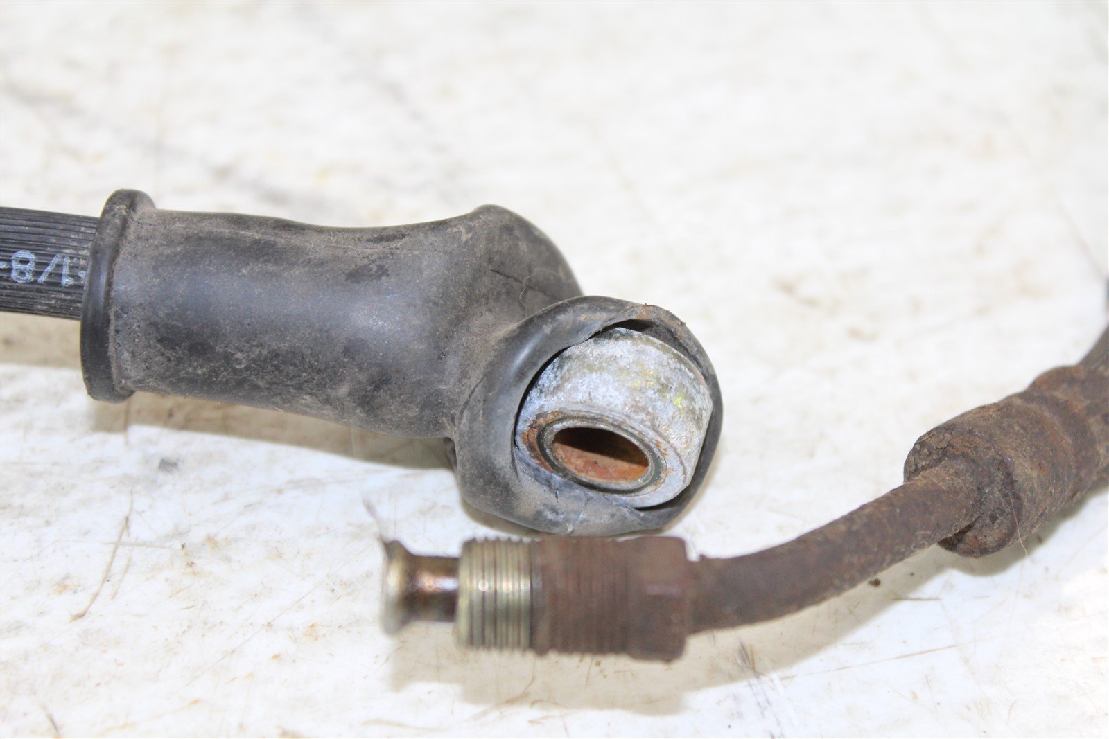 2000 Polaris Sportsman 500 Front Brake Hose Line