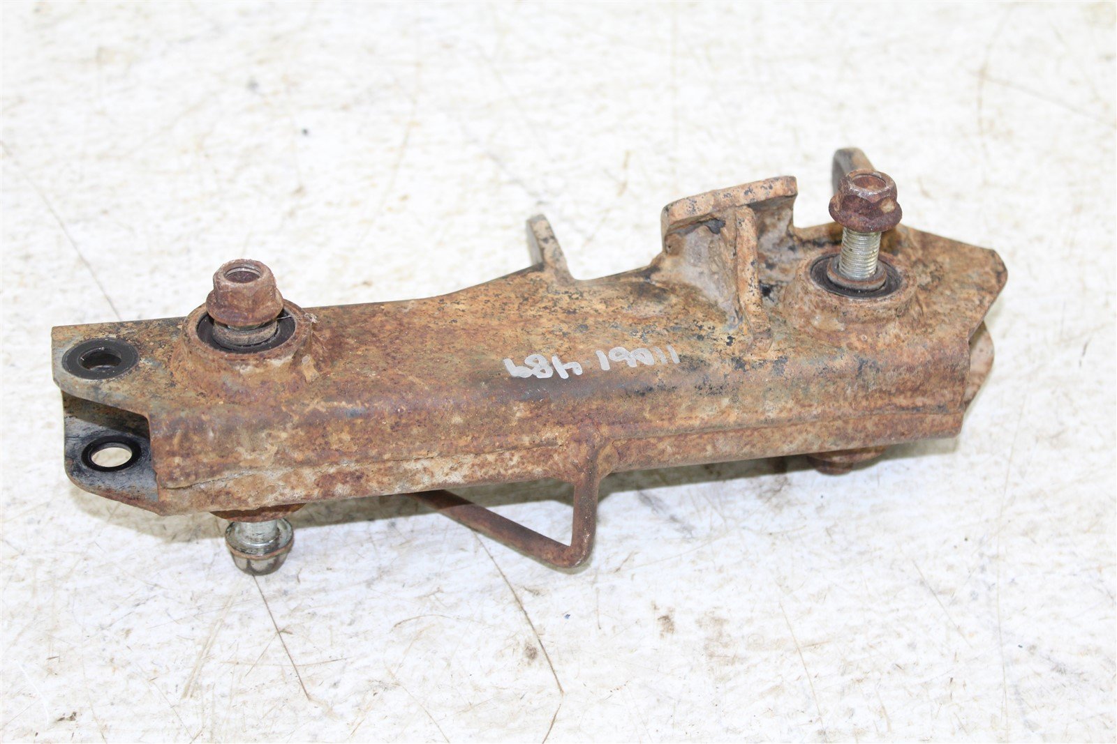 1995 Honda Fourtrax 200 Type II Front Knuckle Control Arm Mount Left Right