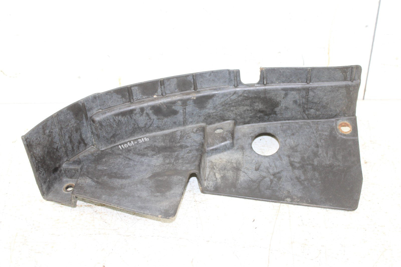 1995 Honda Fourtrax 200 Type II Front Inner Fender Plastic