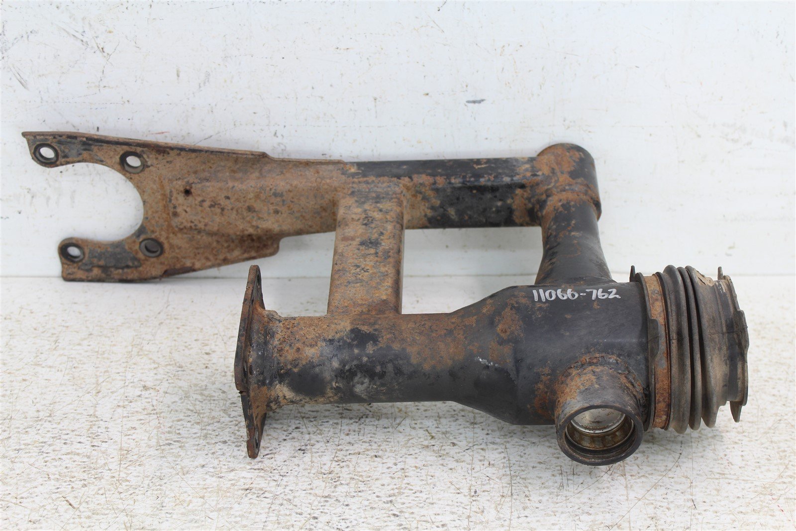 2001 Honda Foreman Rubicon 500 Swing Arm