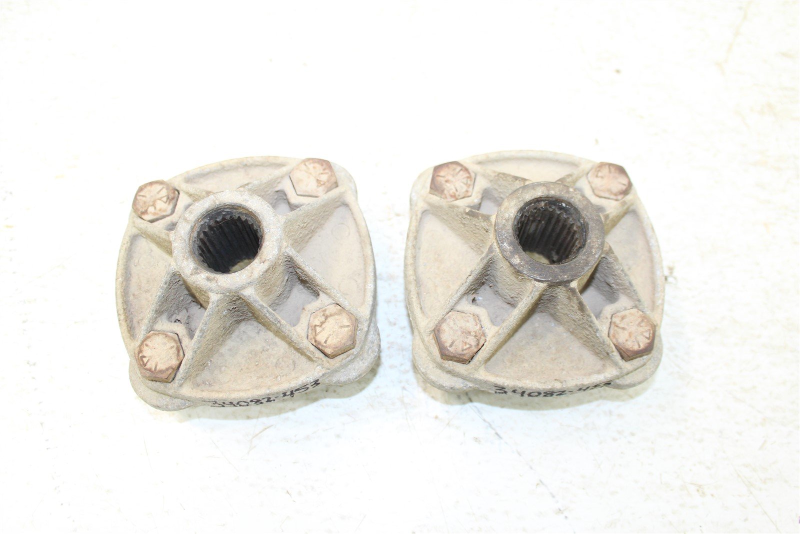 1998 Polaris Sport 400L Rear Hubs Wheel Mounts