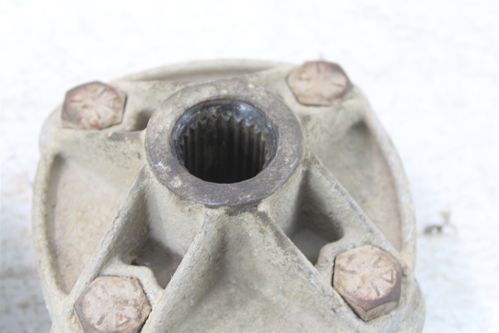 1998 Polaris Sport 400L Rear Hubs Wheel Mounts