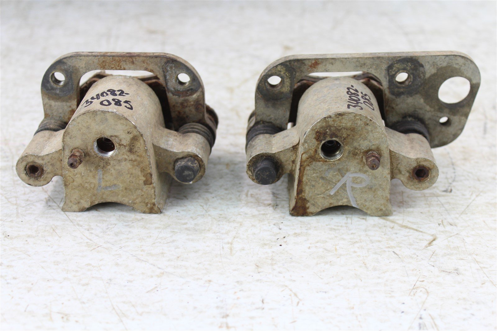 1998 Polaris Sport 400L Front Brake Calipers Left Right