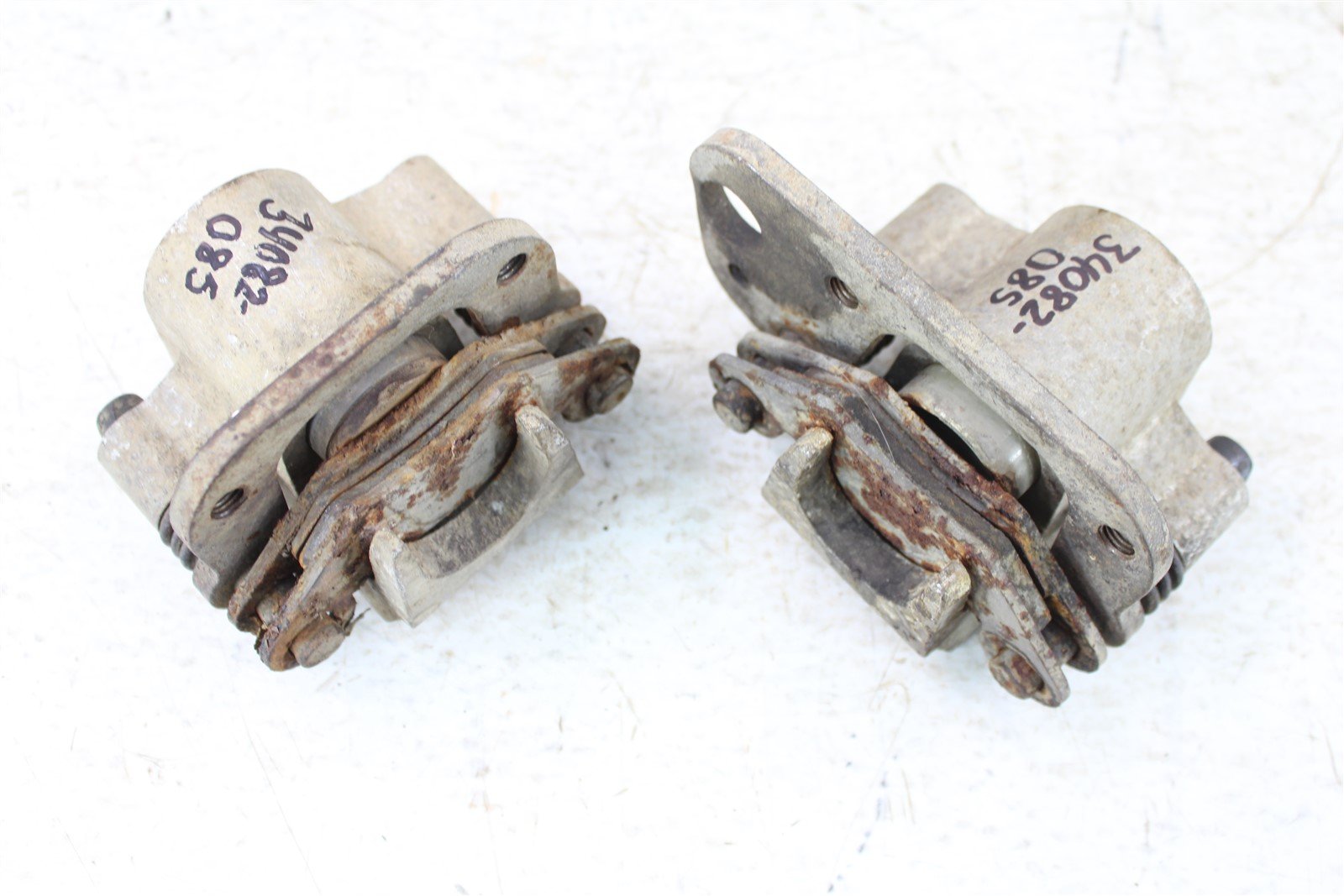 1998 Polaris Sport 400L Front Brake Calipers Left Right