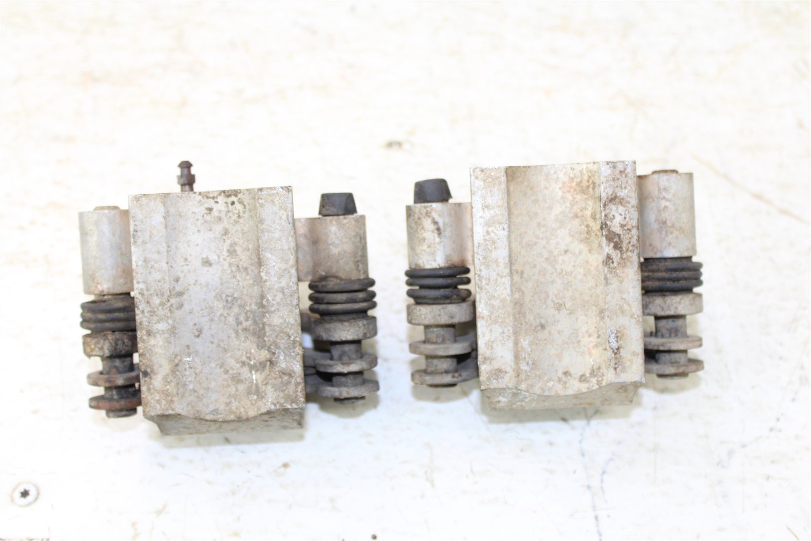 1998 Polaris Trailblazer 250 Front Brake Calipers Left Right