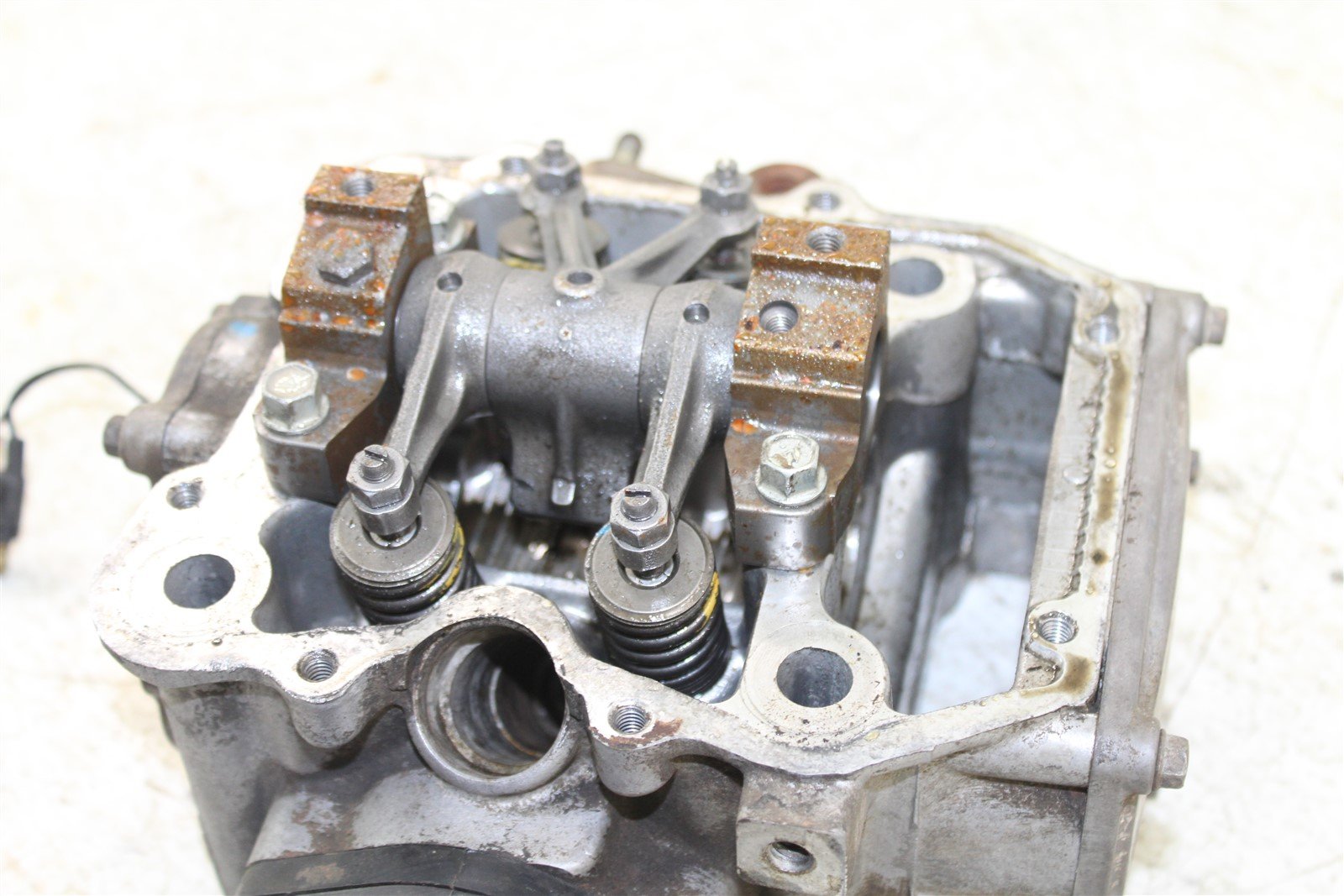 2005 Polaris Scrambler 500 Cylinder Head Valve Cover Intake Manifold