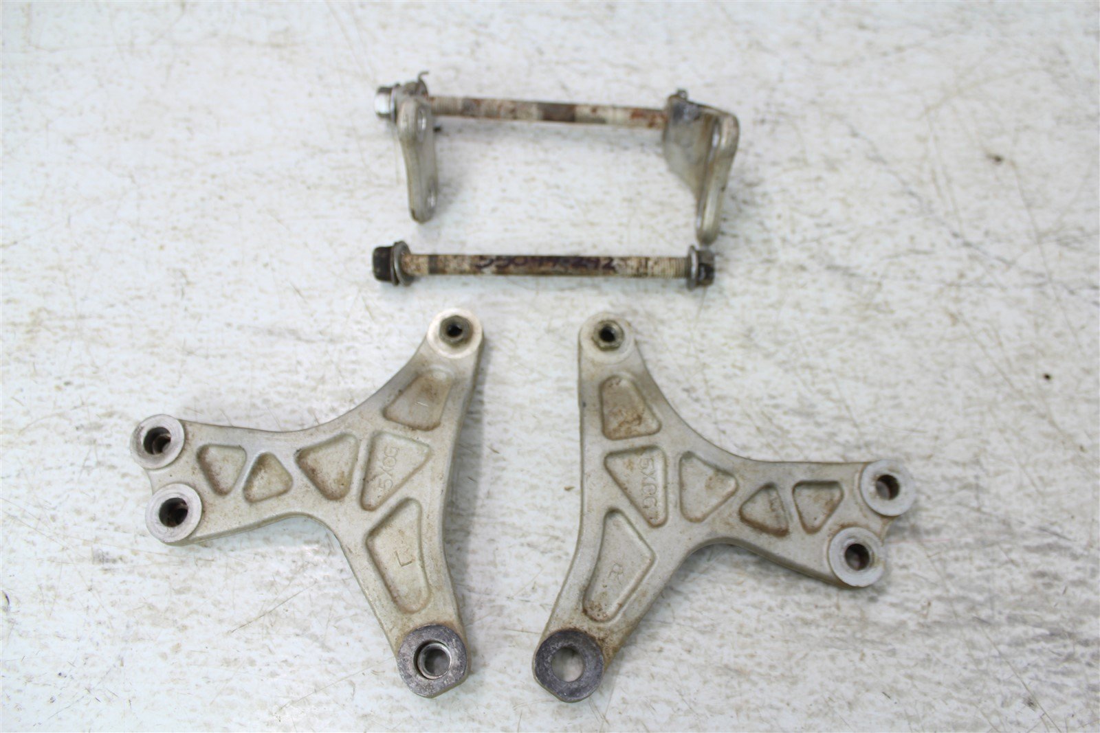 2009 Yamaha YZ 250F Motor Mounts Engine Brackets Hardware