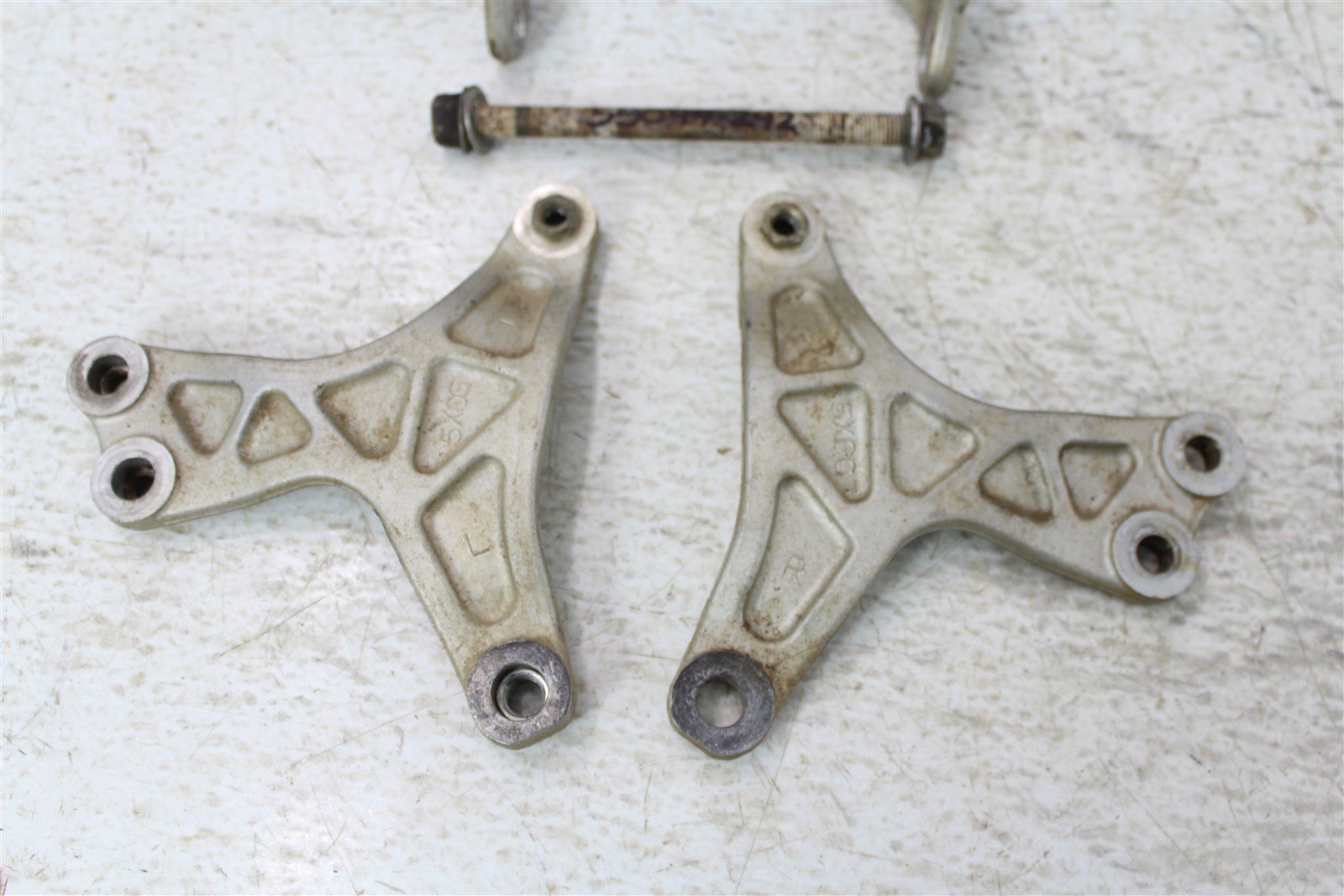2009 Yamaha YZ 250F Motor Mounts Engine Brackets Hardware