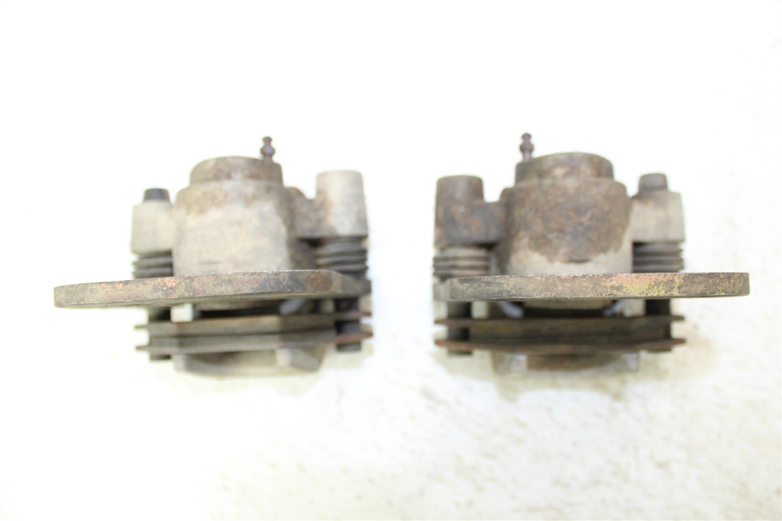 1995 Polaris Sportsman 400 4x4 Front Brake Calipers Left Right Set