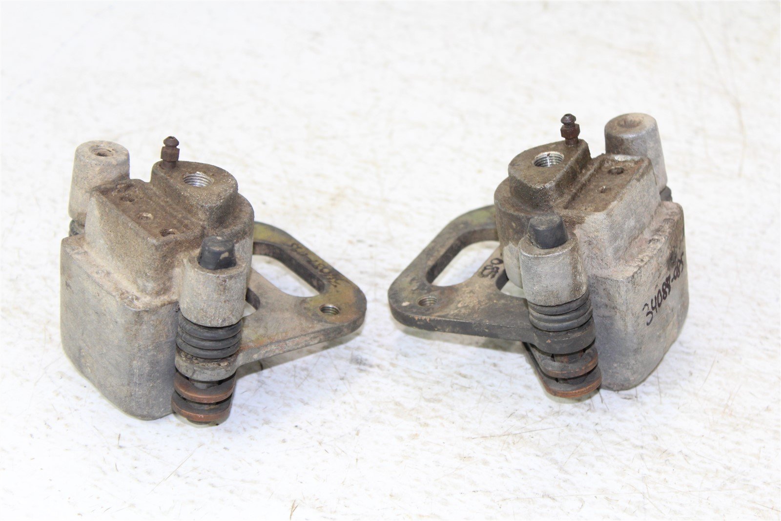 1995 Polaris Sportsman 400 4x4 Front Brake Calipers Left Right Set