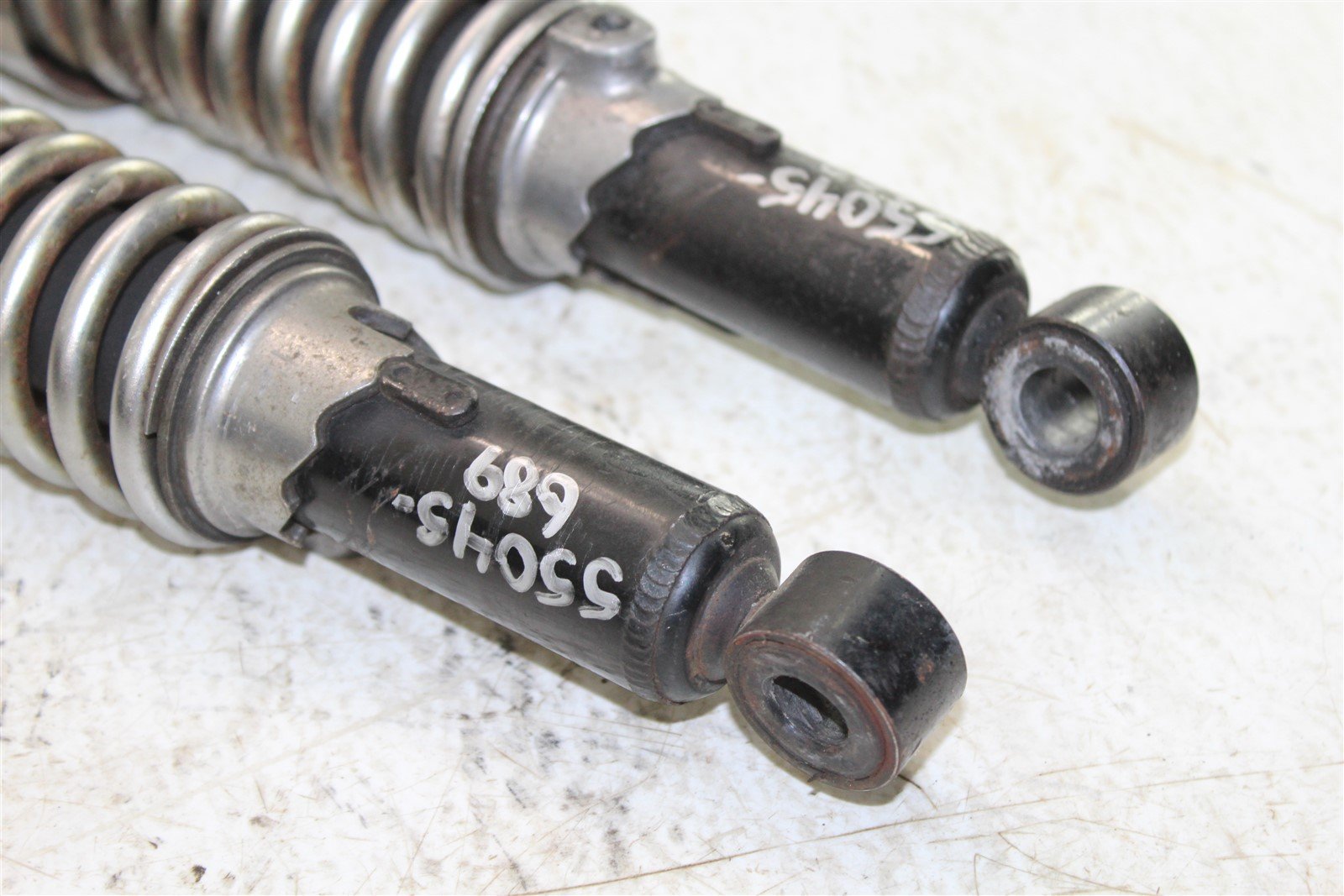 1978 Yamaha XS 400 Rear Shock Suspension Spring Absorber