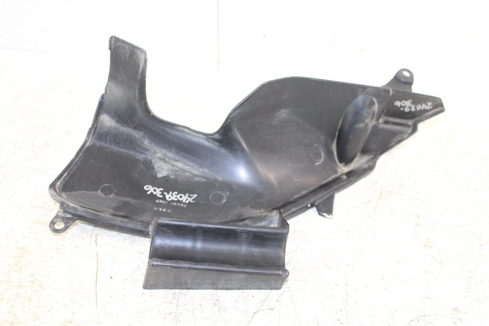 2005 Kawasaki Brute Force 650 4x4 Plastic Guard Gas Tank Side Cover