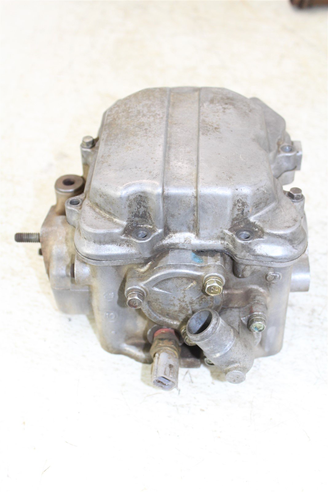 2009 Polaris Sportsman 500 X2 Cylinder Head Valve Cover Intake Exhaust