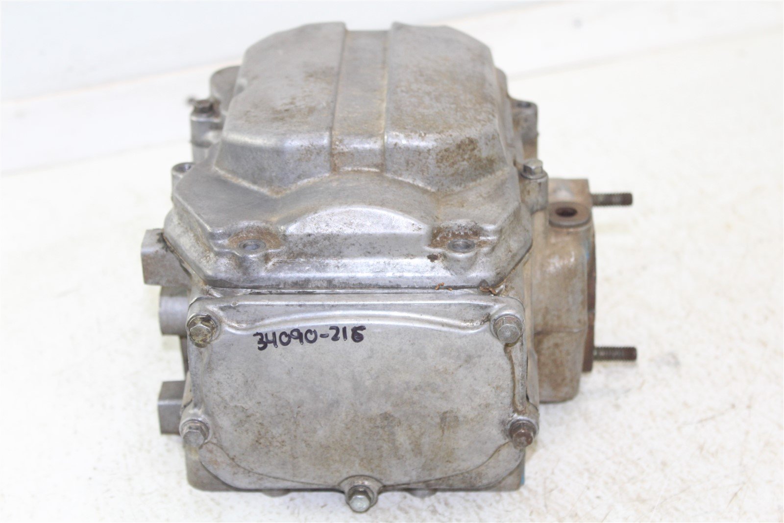 2009 Polaris Sportsman 500 X2 Cylinder Head Valve Cover Intake Exhaust
