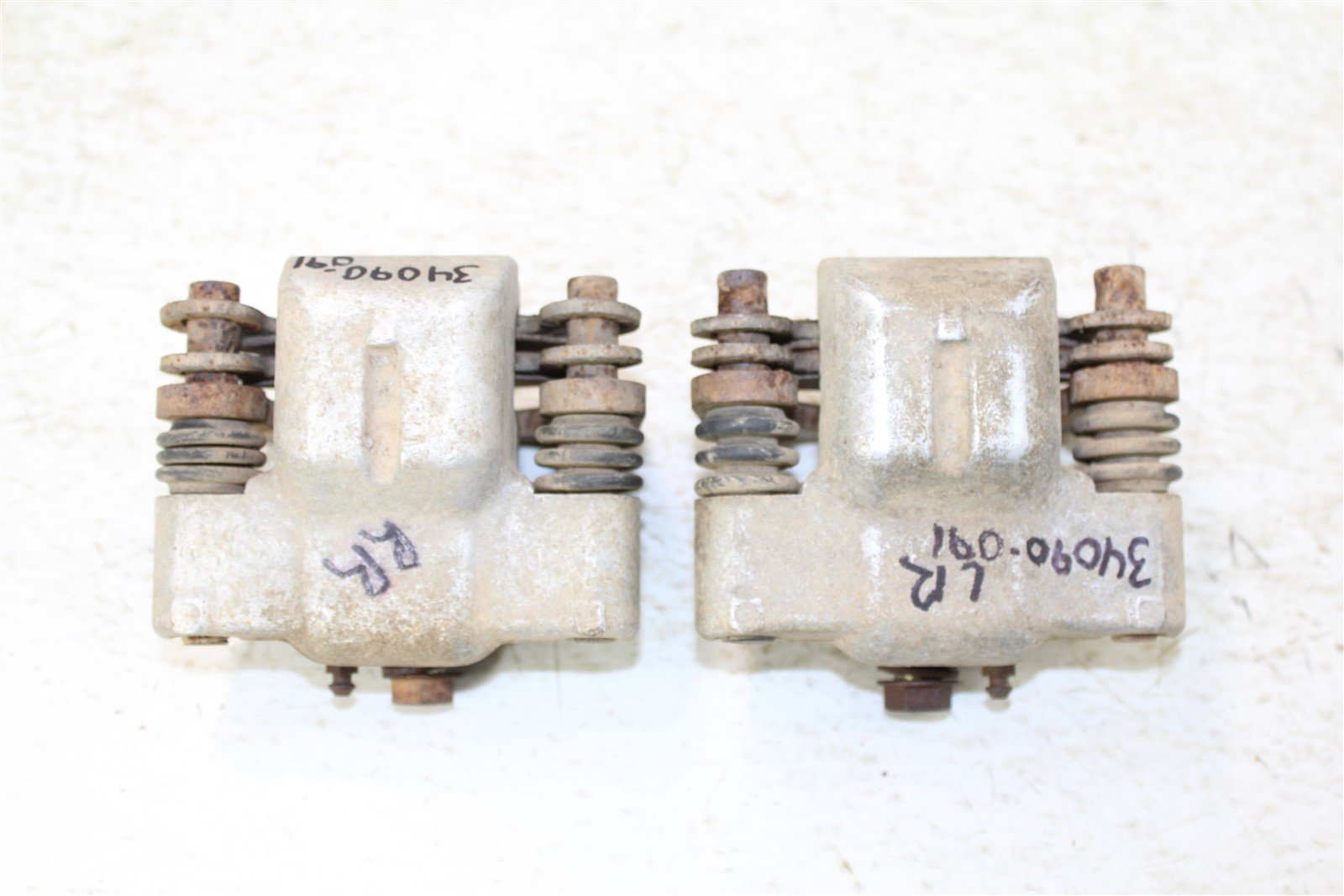 2009 Polaris Sportsman 500 X2 Rear Brake Calipers Left Right